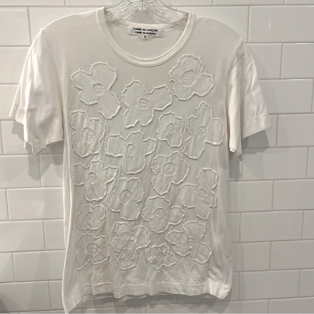 Comme des garçons embroidered tshirt top small